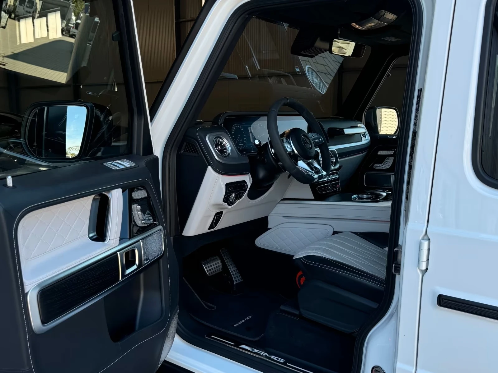 Mercedes-Benz G 63 AMG 4x4² Superior - изображение 3