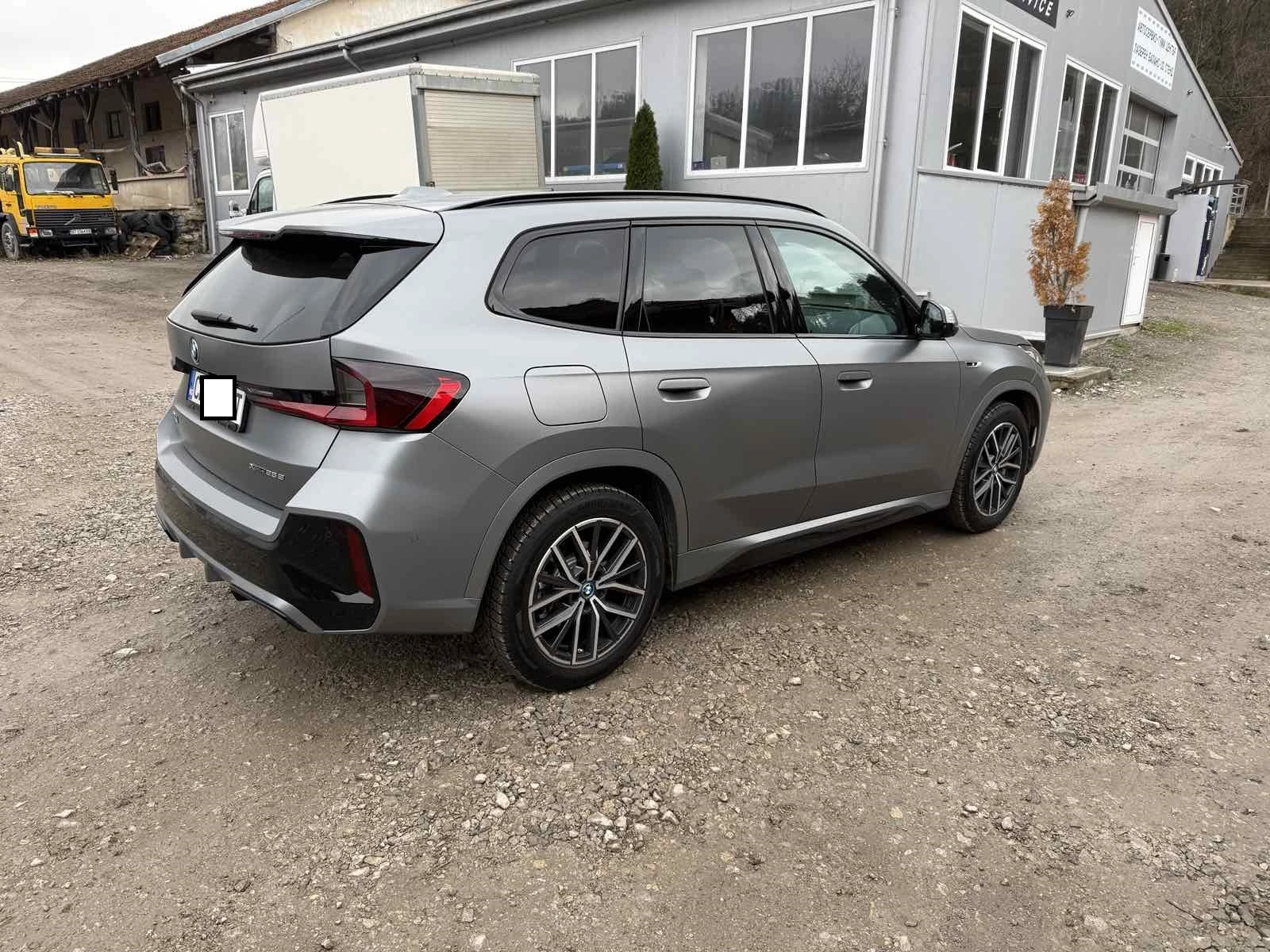 BMW X1 plyg in hybrid - изображение 4