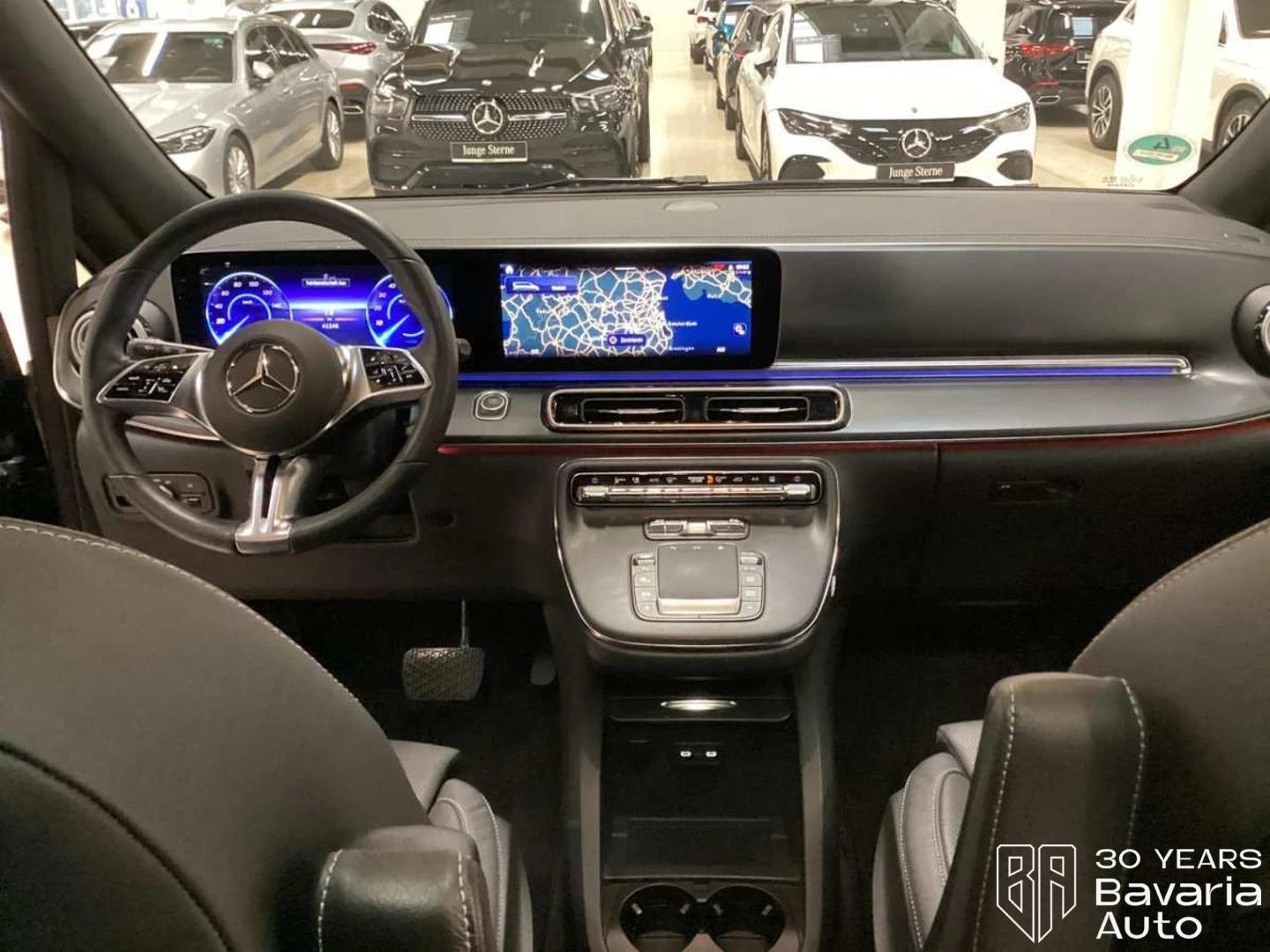 Mercedes-Benz EQV 300 long - изображение 8