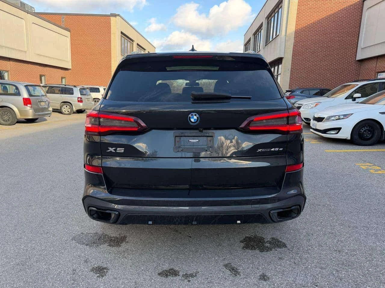 BMW X5 * xDrive45e * HEAD-UP* 360КАМЕРИ* ОБДУХВАНЕ* ЩОРИ*, снимка 4 - Автомобили и джипове - 53917213