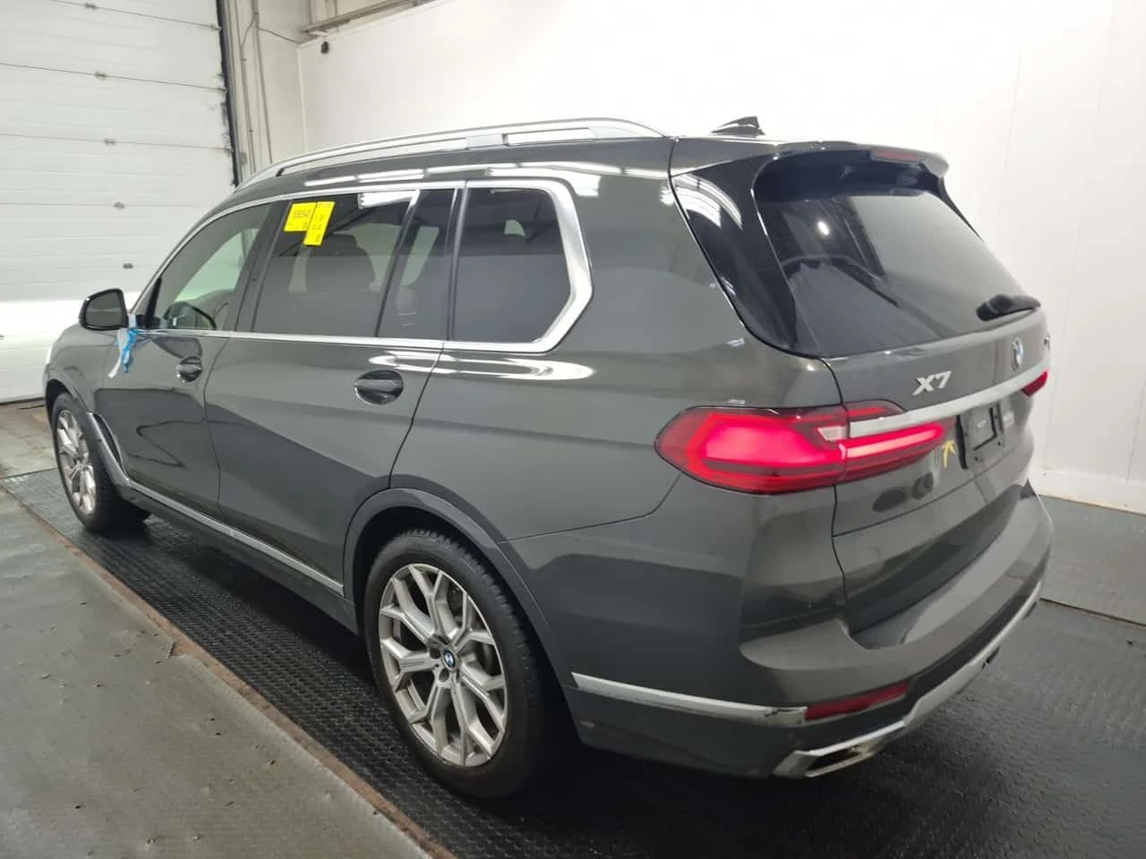 BMW X7 * XDRIVE40I * PANO * H/K * МАСАЖ * ОБДУХВАНЕ * , снимка 4 - Автомобили и джипове - 54014952