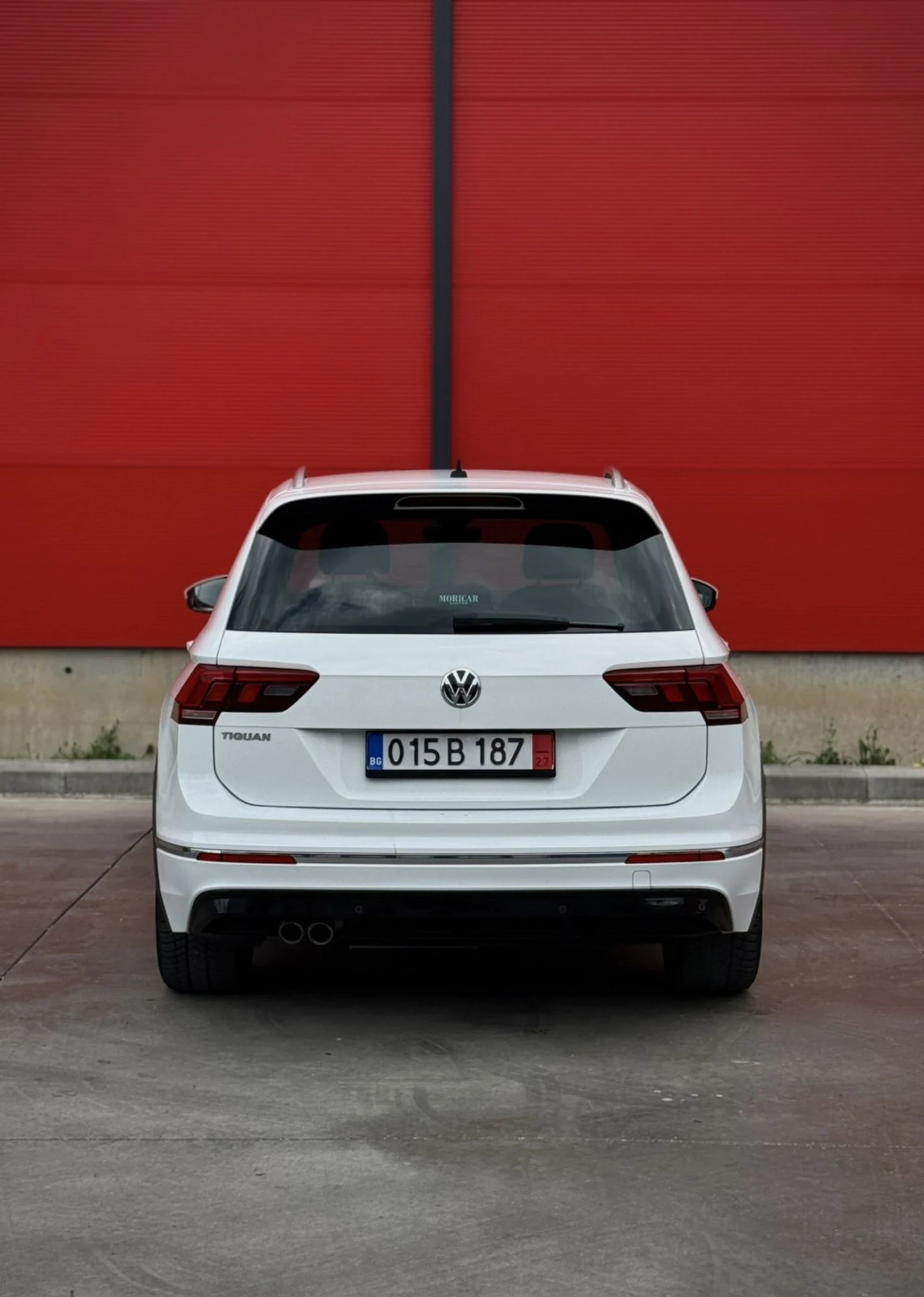 VW Tiguan 2.0 TDI R LINE DIGITAL, снимка 4 - Автомобили и джипове - 54115241