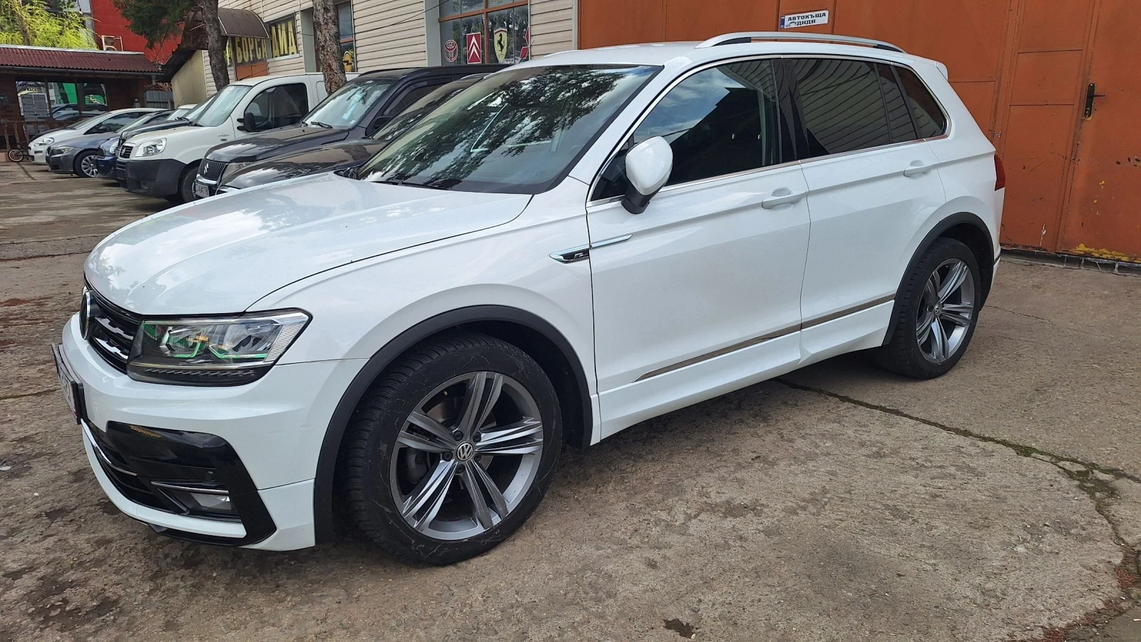 VW Tiguan 2.0 TDI R LINE DIGITAL | Mobile.bg � ����������� 1