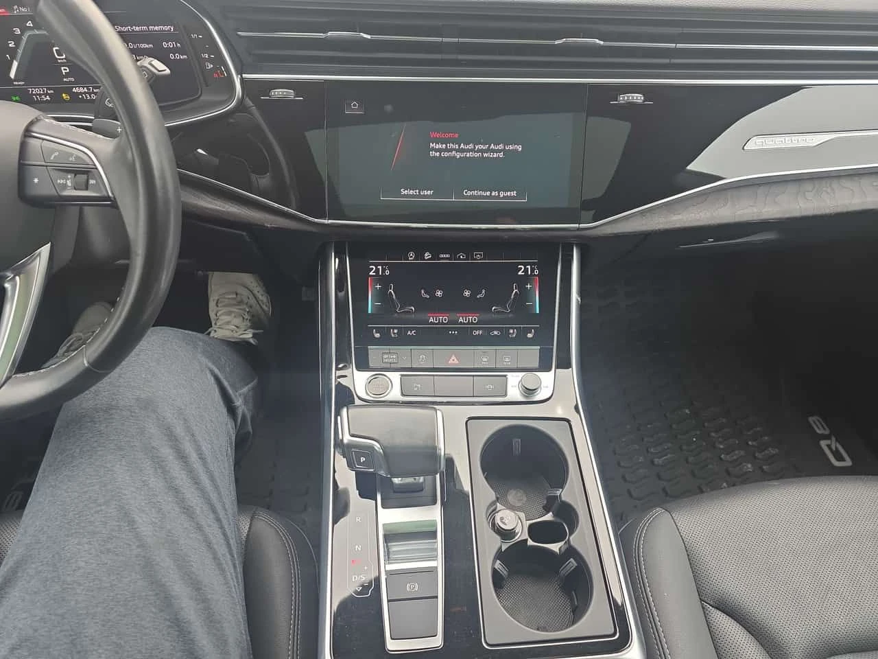 Audi Q8 * Progressiv * ОБДУХВАНЕ * KEYLESS  * 360 * CARFAX, снимка 9 - Автомобили и джипове - 54197158