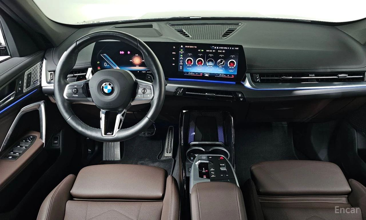 BMW X1 M* SPORT* 360КАМЕРА* LANE* ASSIST* ХЕДЪП* , снимка 6 - Автомобили и джипове - 54650812