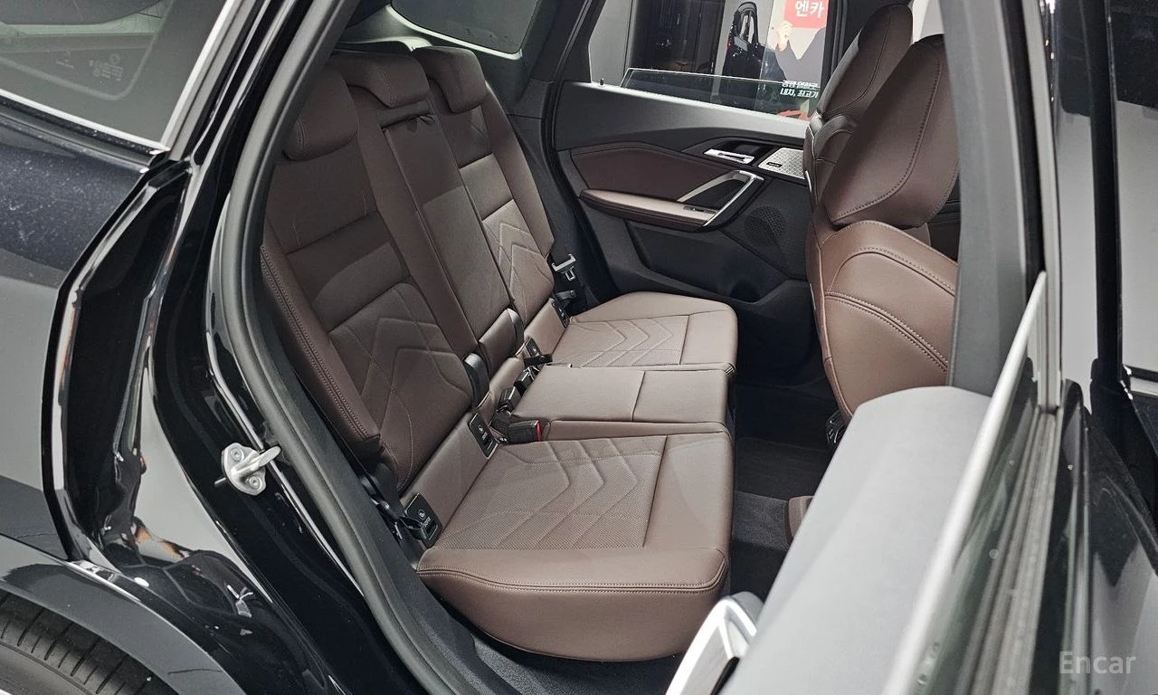BMW X1 M* SPORT* 360КАМЕРА* LANE* ASSIST* ХЕДЪП* , снимка 14 - Автомобили и джипове - 54650812