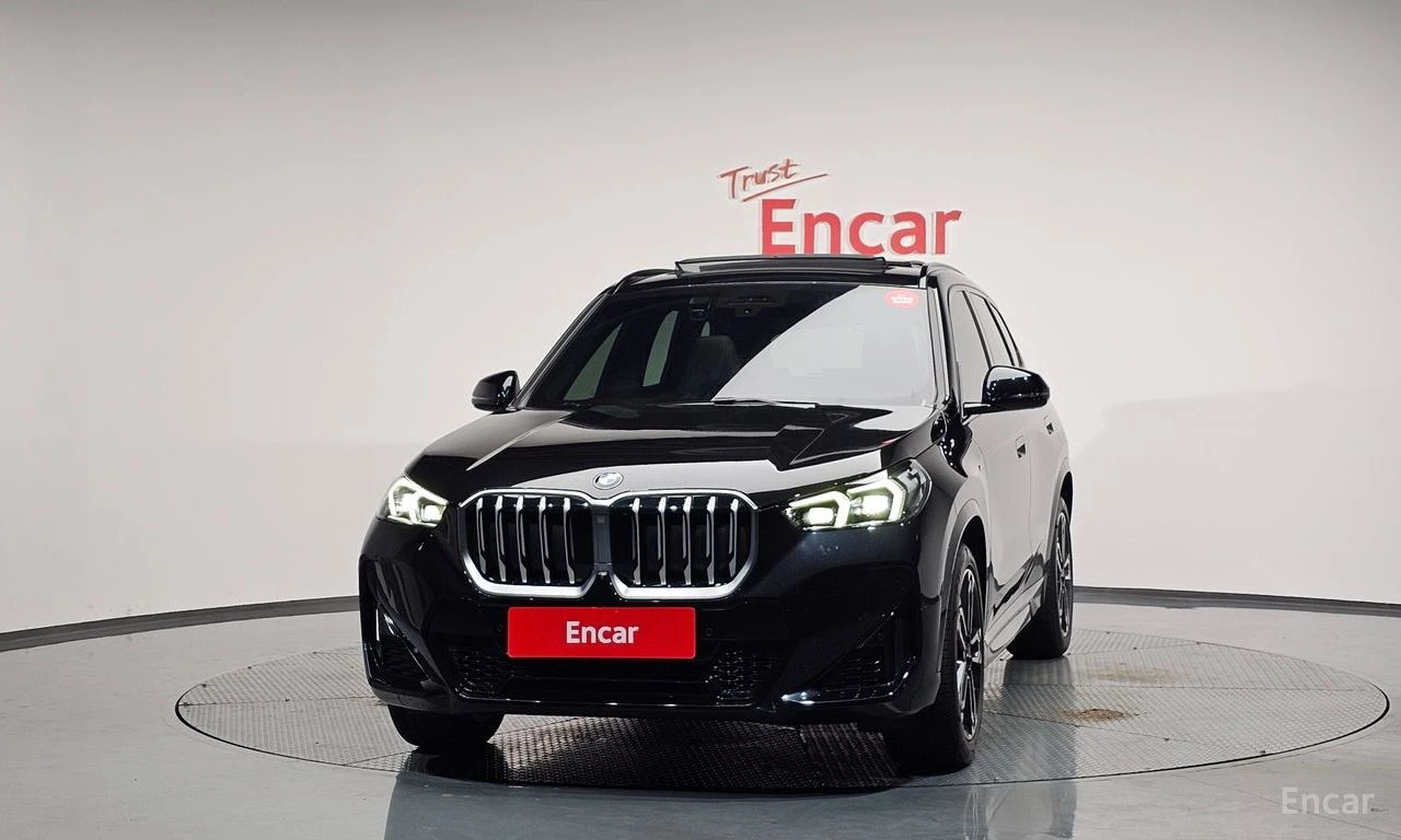 BMW X1 M* SPORT* 360КАМЕРА* LANE* ASSIST* ХЕДЪП* , снимка 3 - Автомобили и джипове - 54650812