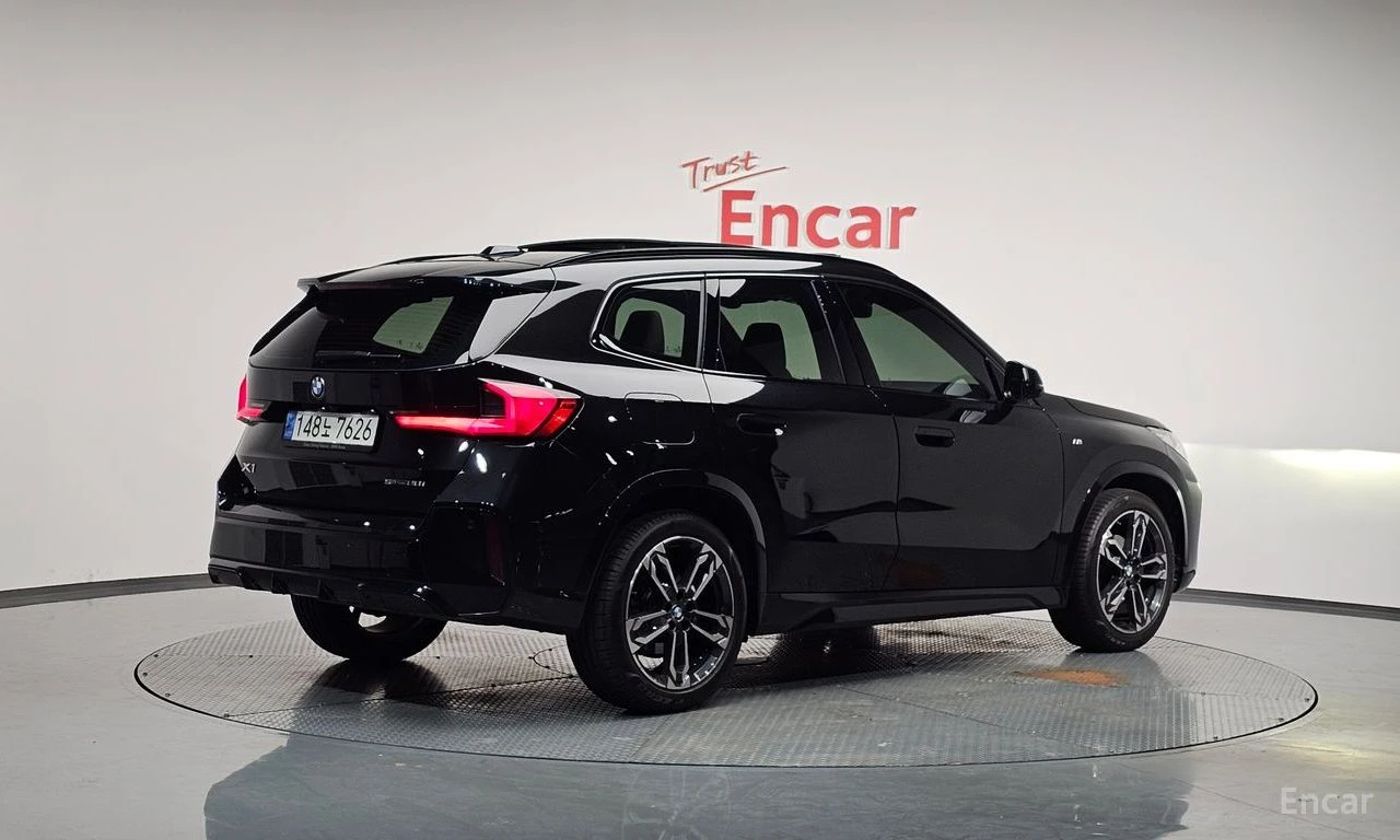 BMW X1 M* SPORT* 360КАМЕРА* LANE* ASSIST* ХЕДЪП* , снимка 2 - Автомобили и джипове - 54650812