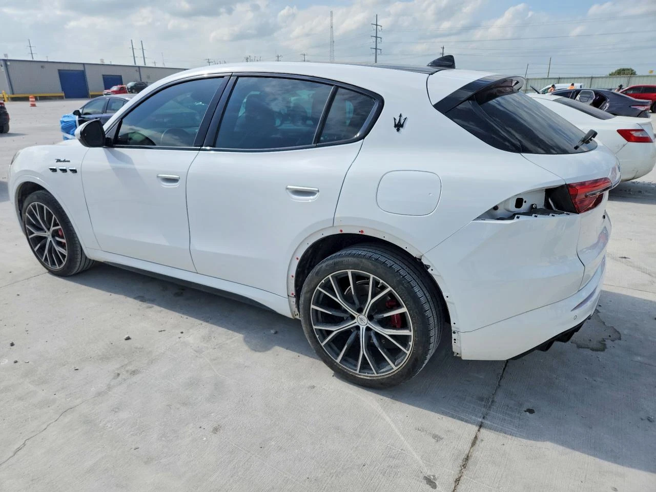 Maserati Grecale 2.0l Modena, снимка 2 - Автомобили и джипове - 56134007