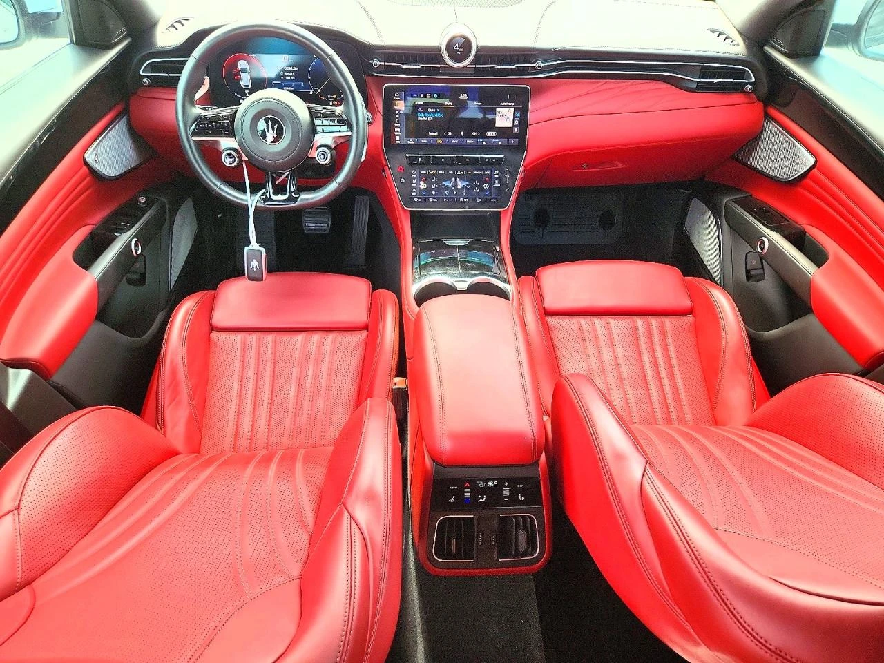 Maserati Grecale 2.0l Modena, снимка 8 - Автомобили и джипове - 56134007