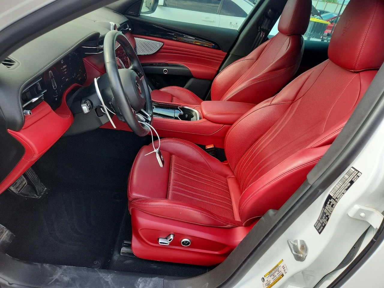 Maserati Grecale 2.0l Modena, снимка 7 - Автомобили и джипове - 56134007