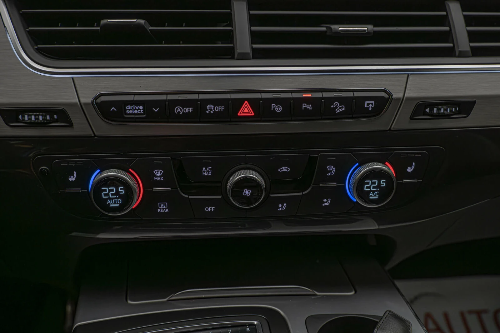 Audi SQ7 4.0TDI/HuD/Virtual/Night/Bose/������ | Mobile.bg � ����������� 13