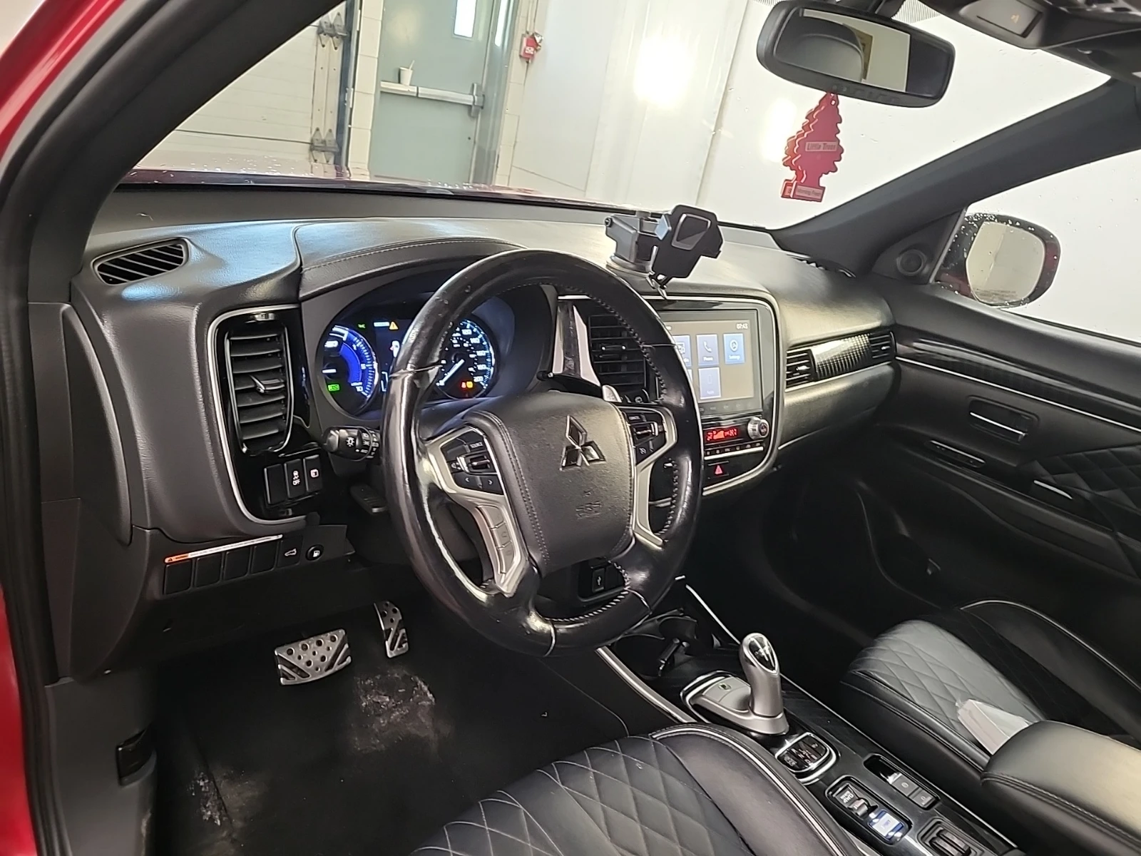 Mitsubishi Outlander Black Edition S-AWC* AWD* �������* ����* �.�����*  | Mobile.bg � ����������� 9