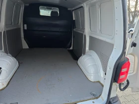 VW Transporter 2.0 TDI, 10.2018г., ТОП състояние!, снимка 15