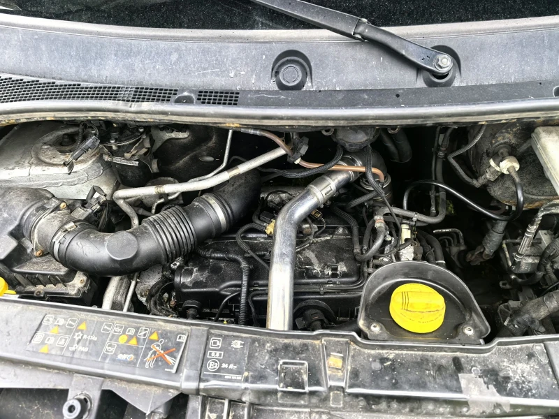 Renault Master 2.3 165кс 5бр, снимка 10 - Бусове и автобуси - 51559000