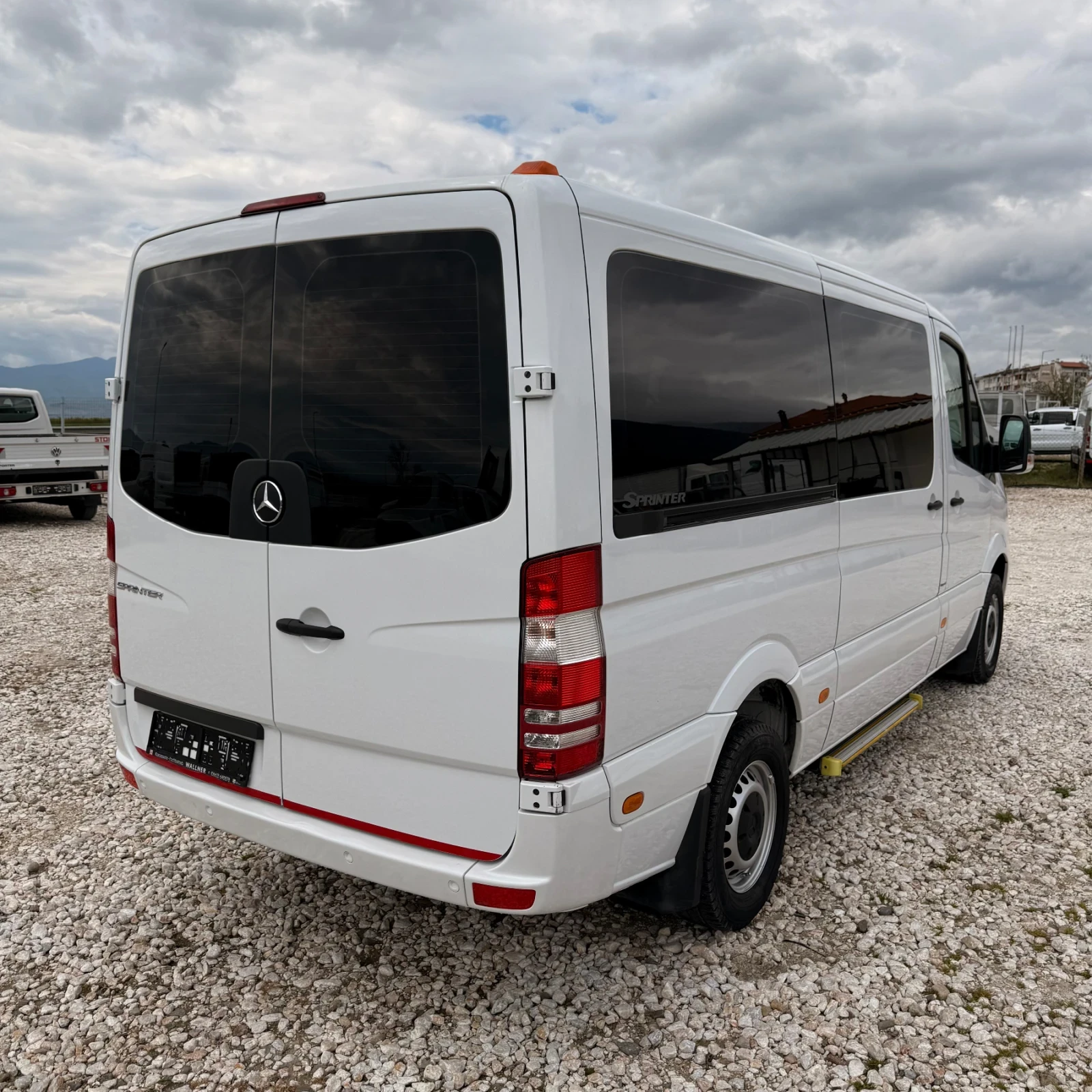 Mercedes-Benz Sprinter 316 9местен-Климатик-Евро6 - изображение 7