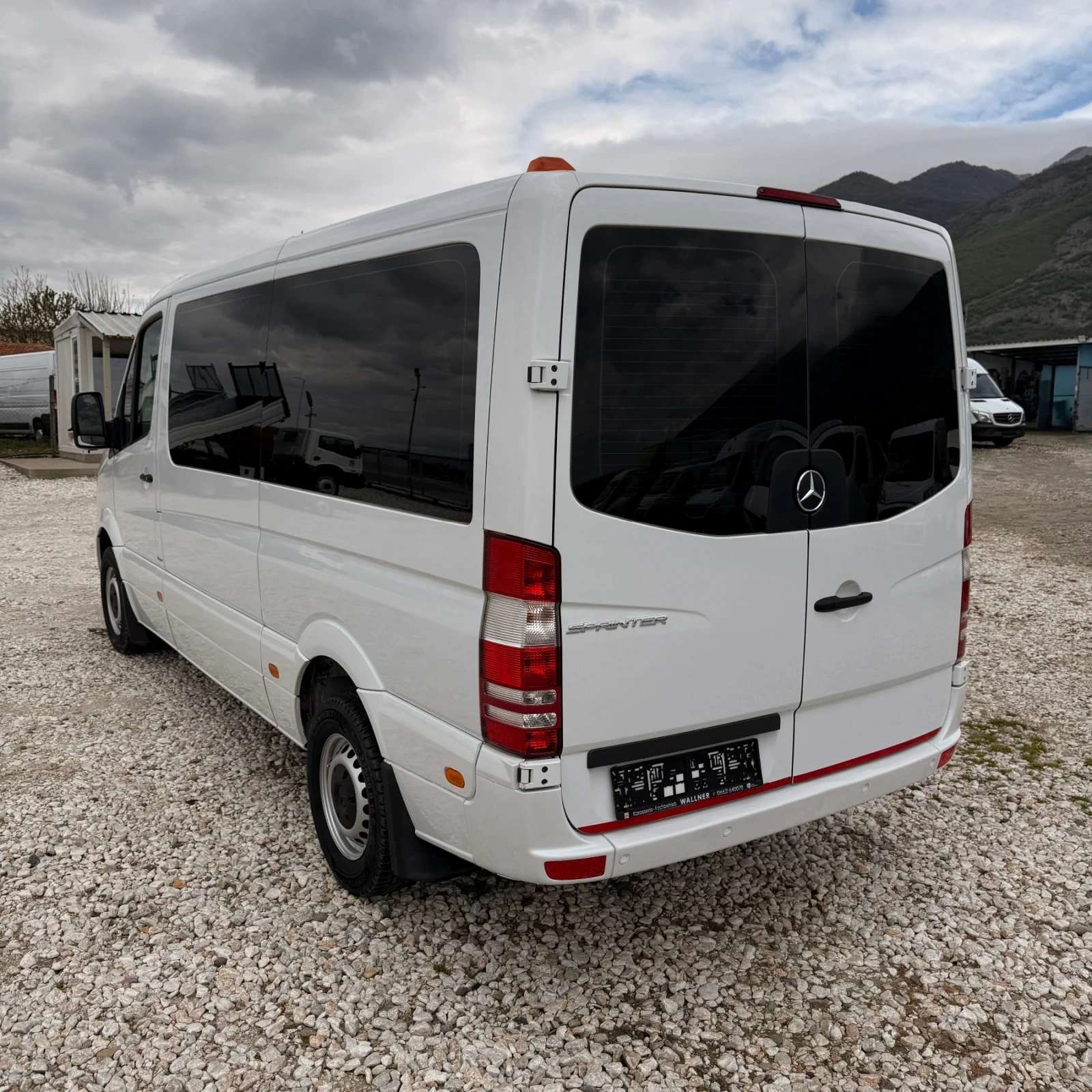 Mercedes-Benz Sprinter 316 9местен-Климатик-Евро6 - изображение 5
