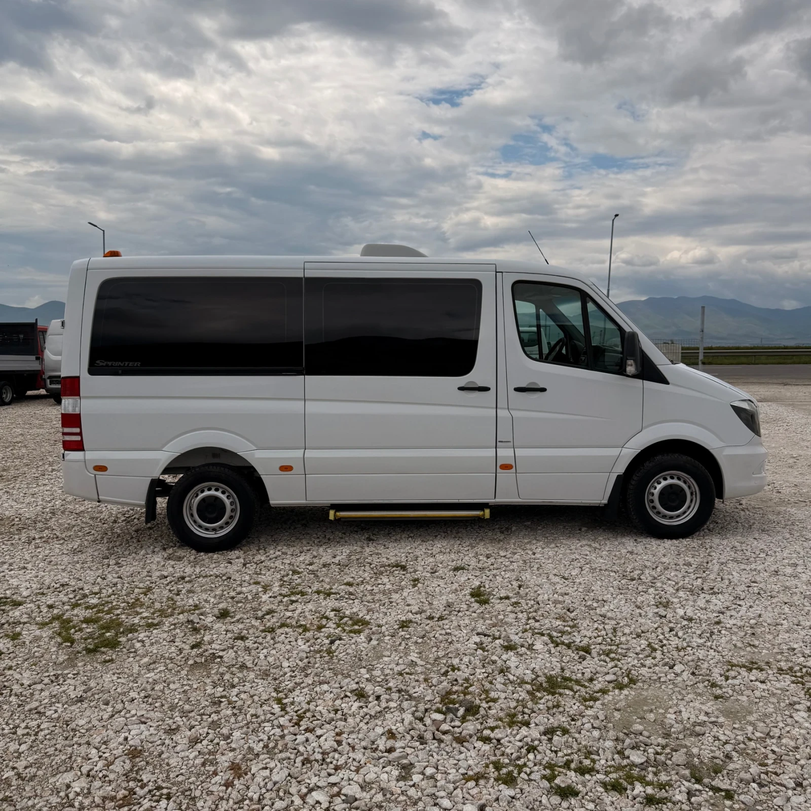 Mercedes-Benz Sprinter 316 9местен-Климатик-Евро6 - изображение 6