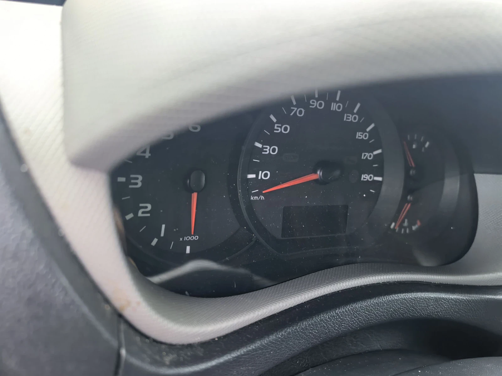 Renault Master 2.3 165кс 5бр - изображение 8