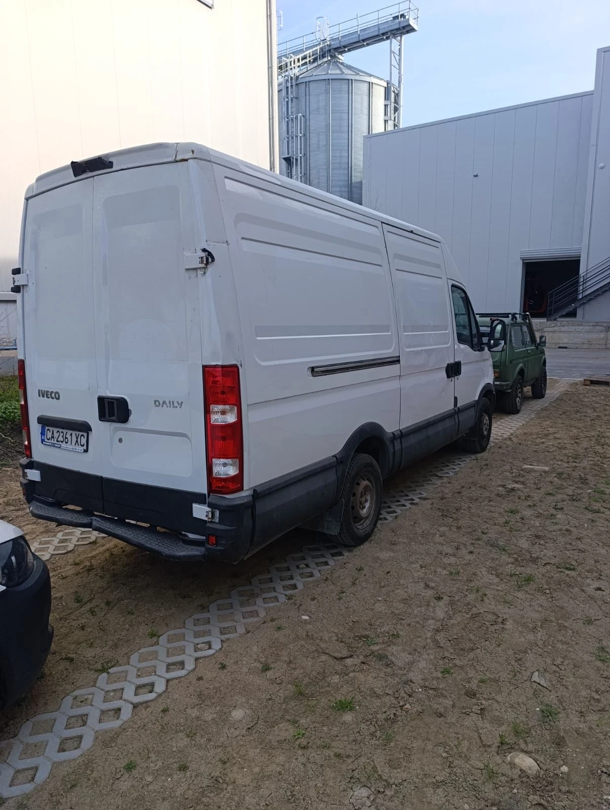 Iveco Daily 35s11, снимка 4 - Бусове и автобуси - 54194284