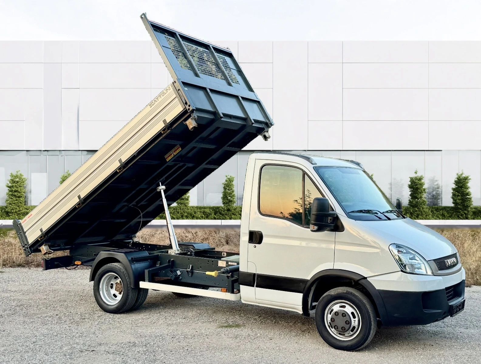 Iveco Daily 98хил.км!!!* * 3.60м. ТРИСТРАНЕН САМОСВАЛ SCATTOLI, снимка 6 - Бусове и автобуси - 56225924