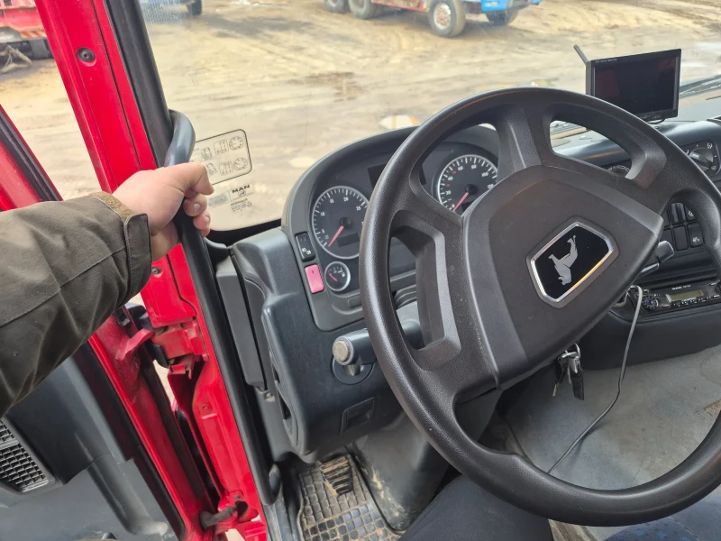 Man Tga 33.480 6x6, снимка 9 - Камиони - 53285296