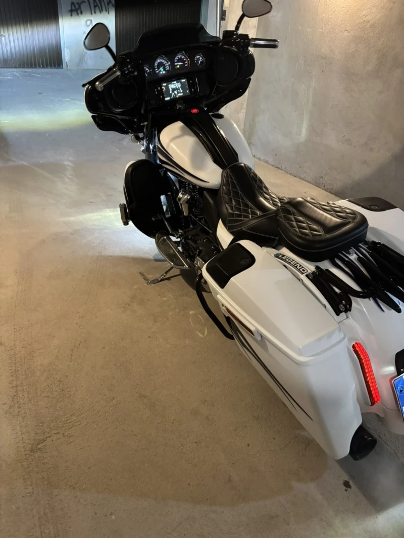 Harley-Davidson CVO, снимка 6 - Мотоциклети и мототехника - 52434266