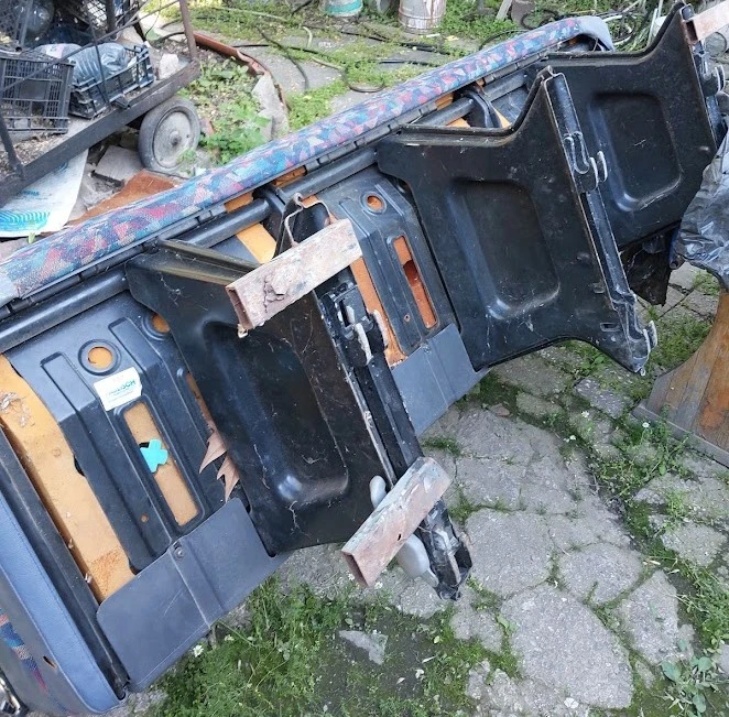 Тройка седалки за бус Мерцедес Спринтер, снимка 3 - Части - 51588521