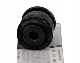       /  PANHARD NISSAN PATROL Y60/Y61 5513501J10