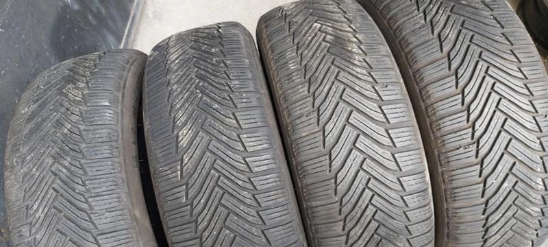 Гуми Зимни 215/60R16, снимка 2 - Гуми и джанти - 32927438