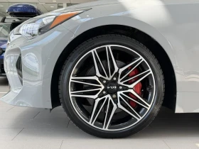 Kia Stinger * GT * KEYLESS * Автокредит * (Цена до България), снимка 4