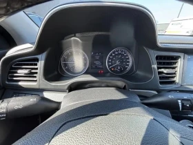 Hyundai Elantra Automatic, снимка 9
