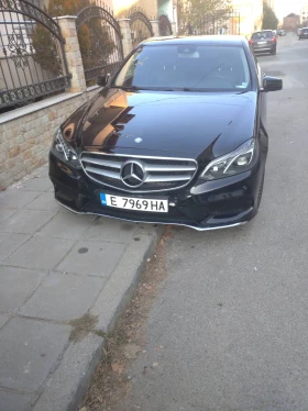 Mercedes-Benz E 220 AMG пакет, снимка 2