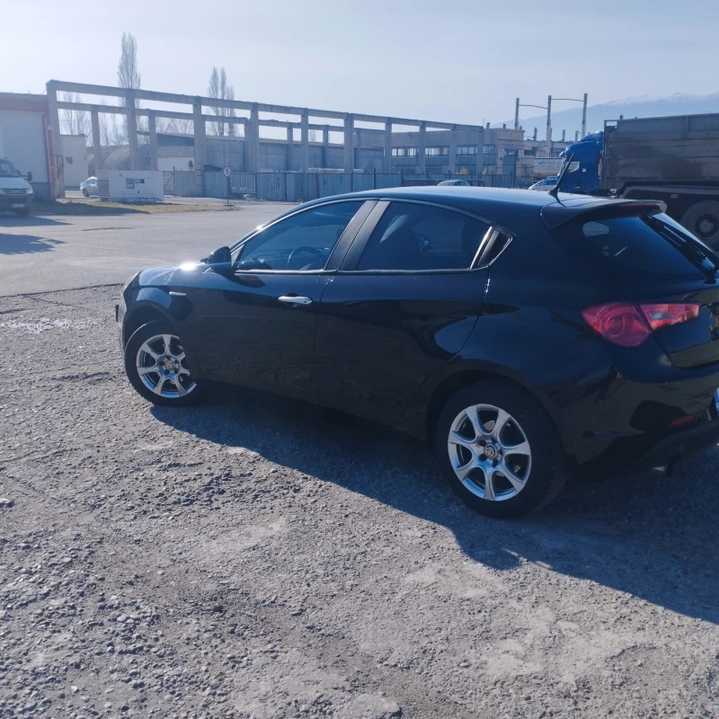 Alfa Romeo Giulietta 1.6d/start stop/media phone/6 speed, снимка 3 - Автомобили и джипове - 48024543