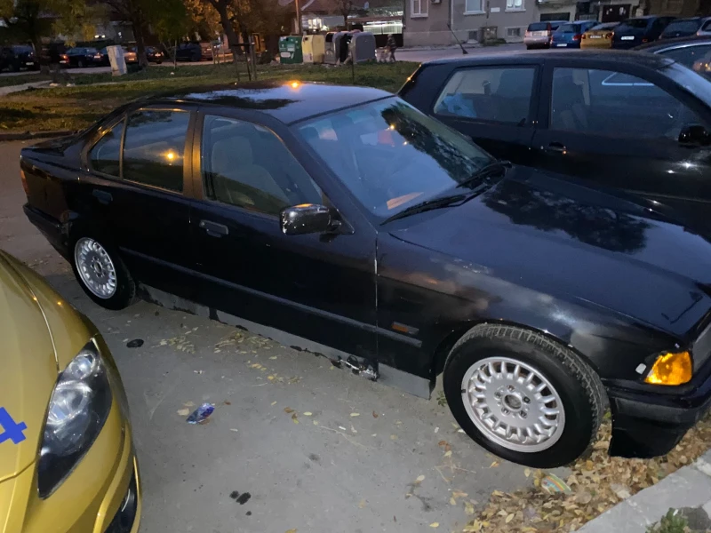 BMW 318, снимка 2 - Автомобили и джипове - 48467468