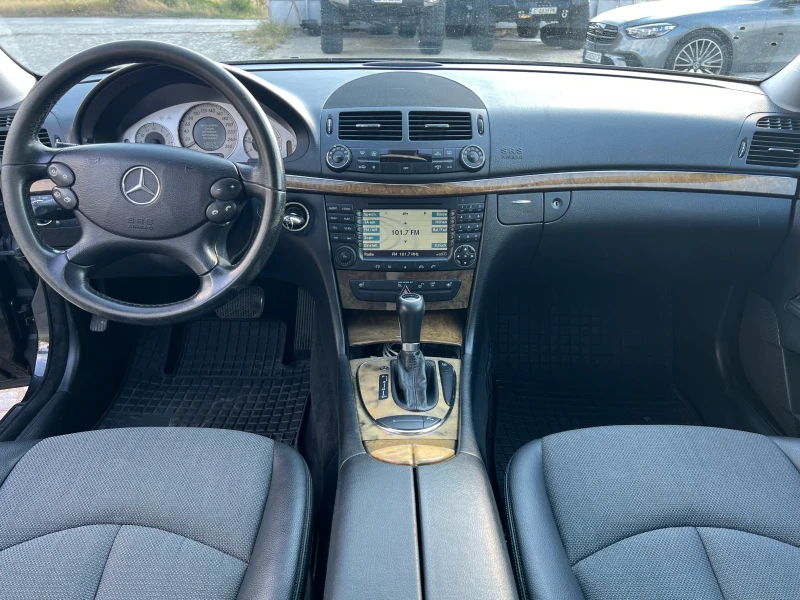 Mercedes-Benz E 220 CDI T model , FaceLift, снимка 9 - Автомобили и джипове - 52365764