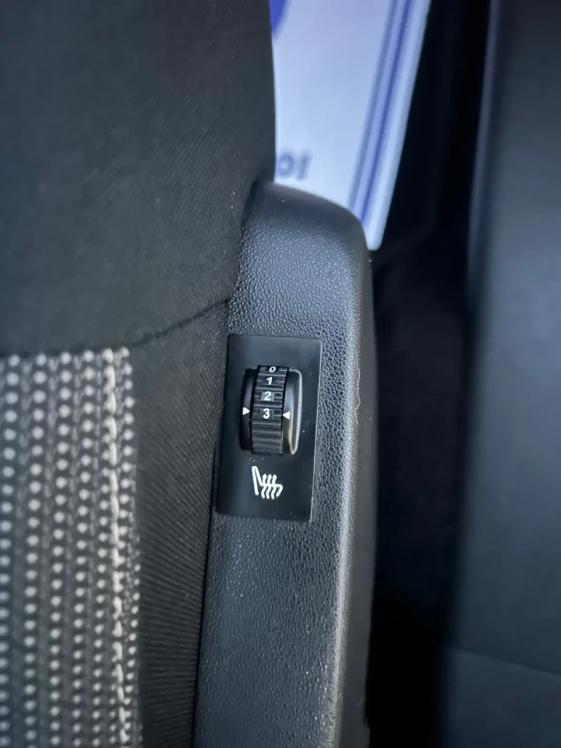 Citroen C4 Cactus 1.6 - 92 к.с / АВТОМАТИК / ЕВРО6 / ЛЕД, снимка 13 - Автомобили и джипове - 52406187