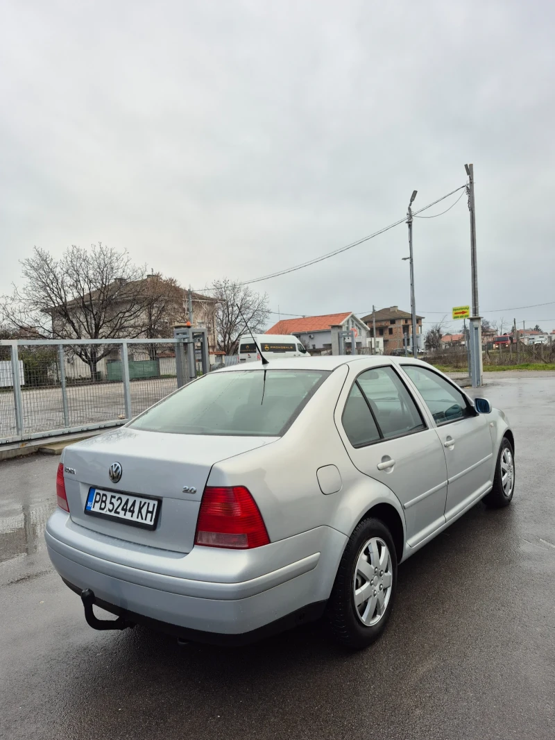 VW Bora 2.0 Газ/Климатроник 115 коня, снимка 4 - Автомобили и джипове - 52876240