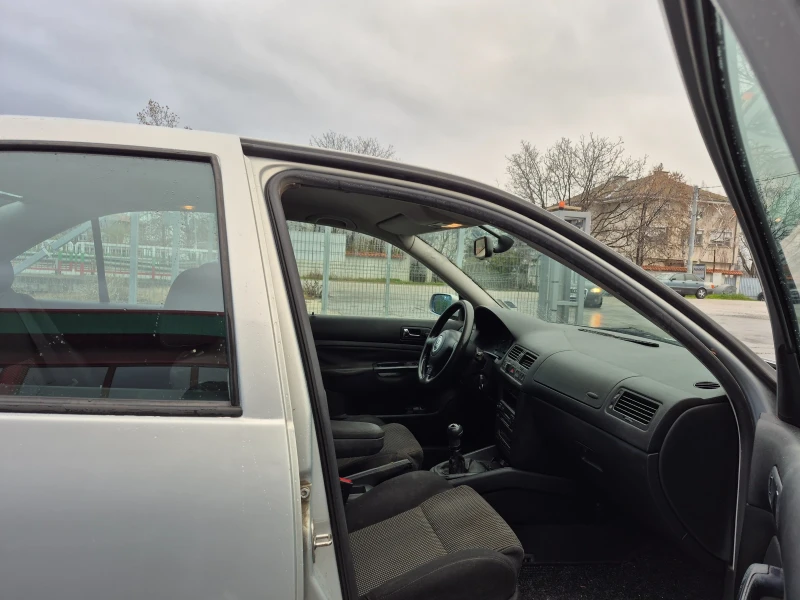 VW Bora 2.0 Газ/Климатроник 115 коня, снимка 10 - Автомобили и джипове - 52876240