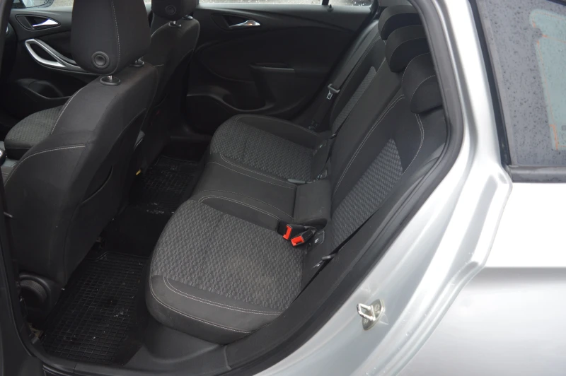 Opel Astra 1.6CDTI-EURO6B-NAVI, снимка 10 - Автомобили и джипове - 53123334