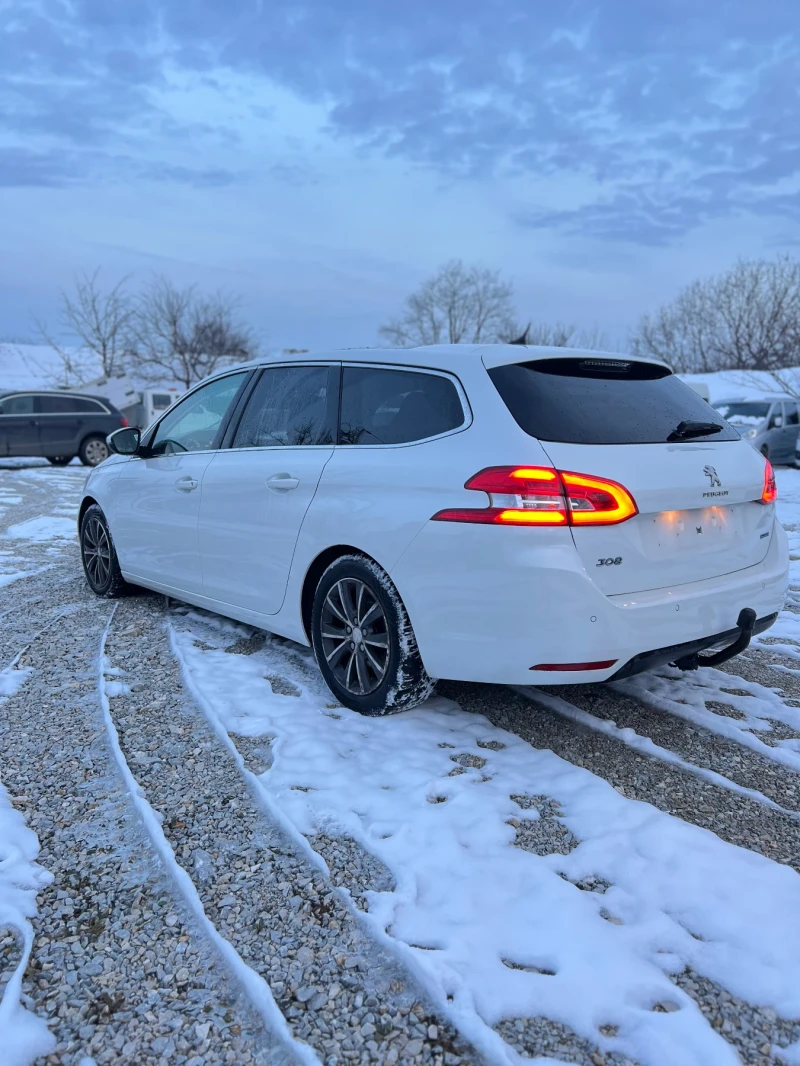Peugeot 308 308 SW 1.6 HDi 120 к.с., 2015 г. Бяла перла, снимка 5 - Автомобили и джипове - 53357051