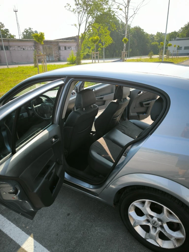 Opel Astra H 1.8 Cosmo - изображение 10