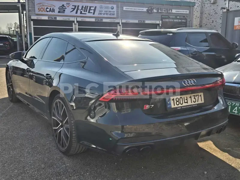 Audi S7 HEAD-UP| 360| B&O| ВКЛЮЧЕН ТЕХНОТЕСТ, снимка 2 - Автомобили и джипове - 54347183