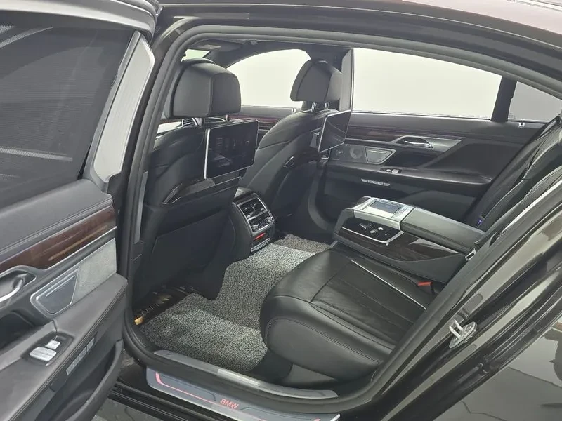 BMW 750 LI XDRIVE, снимка 12 - Автомобили и джипове - 54738212