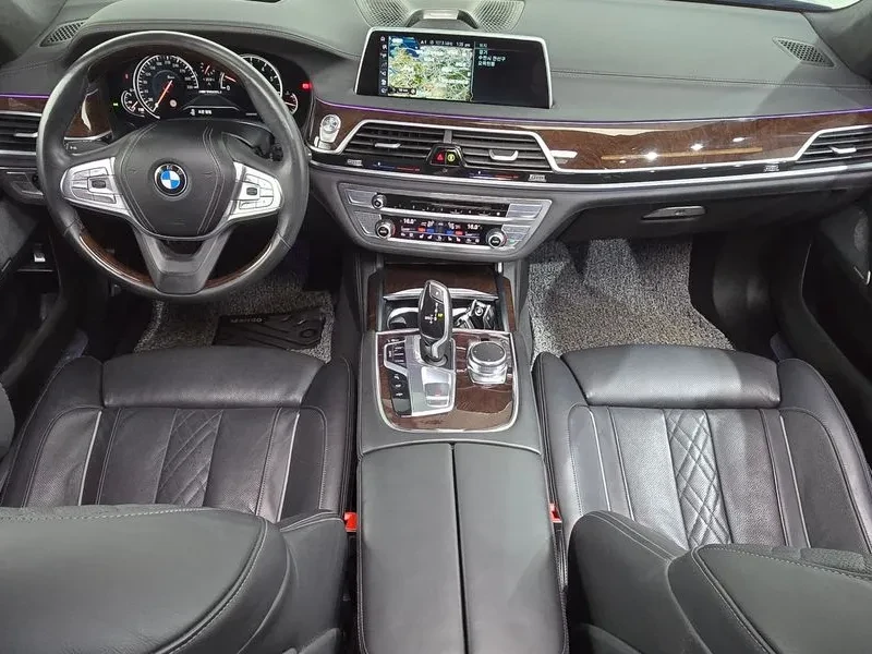 BMW 750 LI XDRIVE, снимка 7 - Автомобили и джипове - 54738212