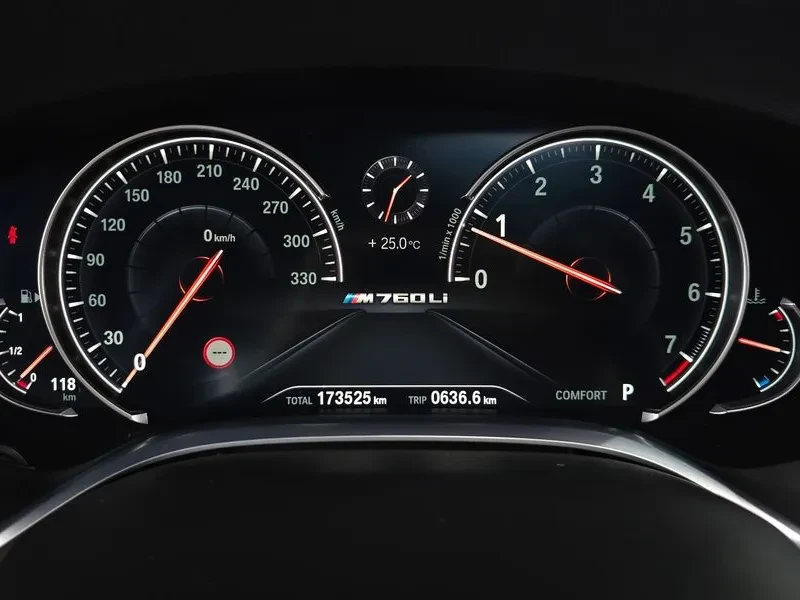 BMW 750 LI XDRIVE, снимка 8 - Автомобили и джипове - 54738212