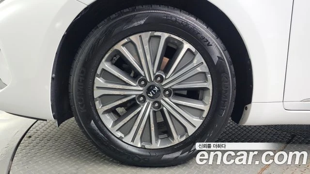 Kia Cadenza, снимка 5 - Автомобили и джипове - 56063011