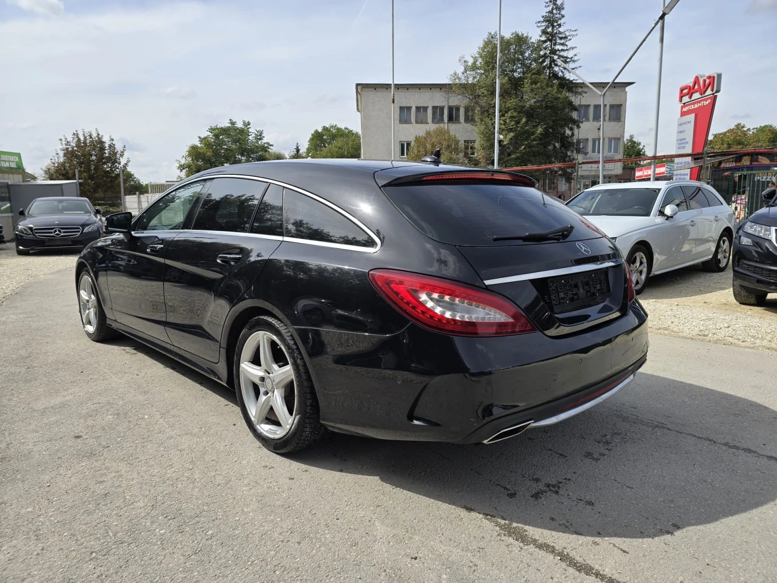 Mercedes-Benz CLS 250 Shooting Brake - 4MATIC - AMG  Facelift  - изображение 4