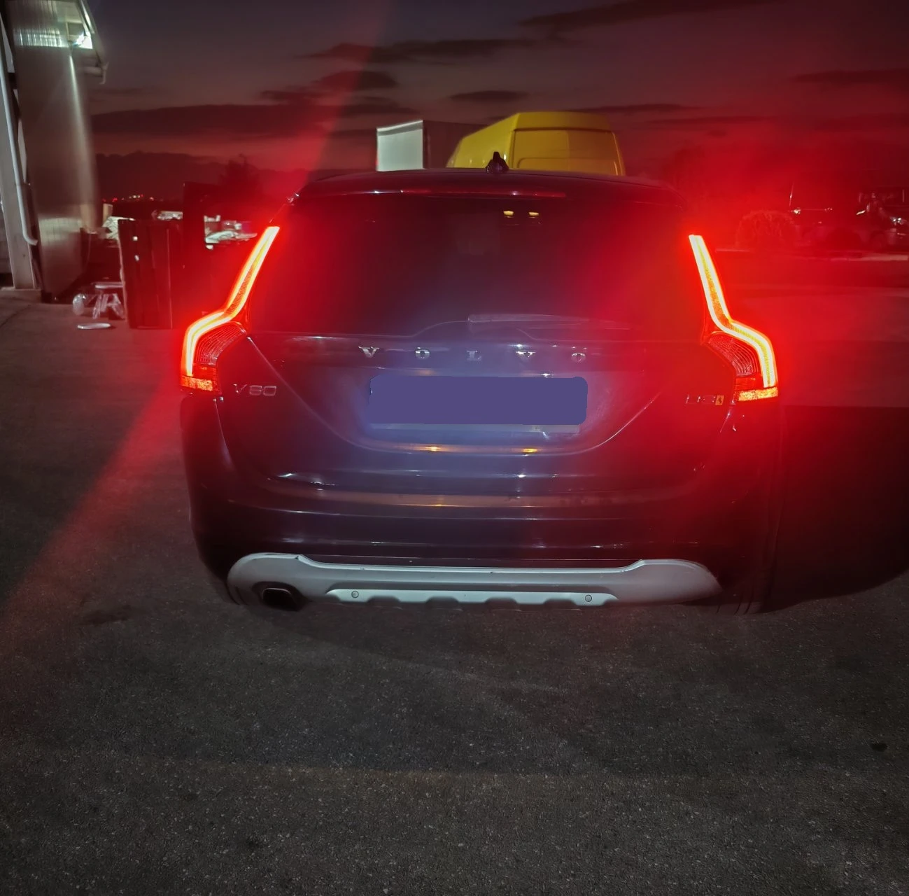 Volvo V60 D3 | Mobile.bg   8