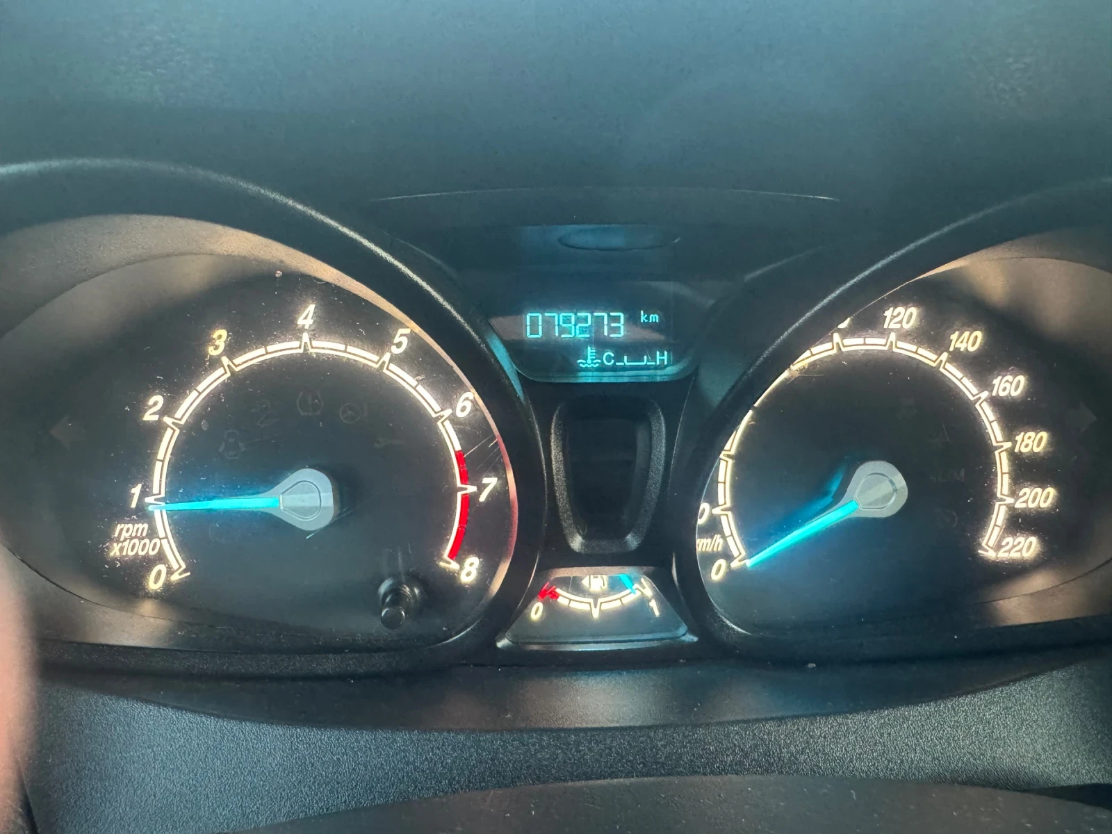 Ford Courier Tourneo EURO 6B, 79 хил.КМ - изображение 10